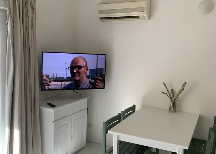 Maisonnette Mimosa H3 Avec Piscine Interieure Chauffee A 400 M De La Plage Et Menage De Fin De Sejour Compris