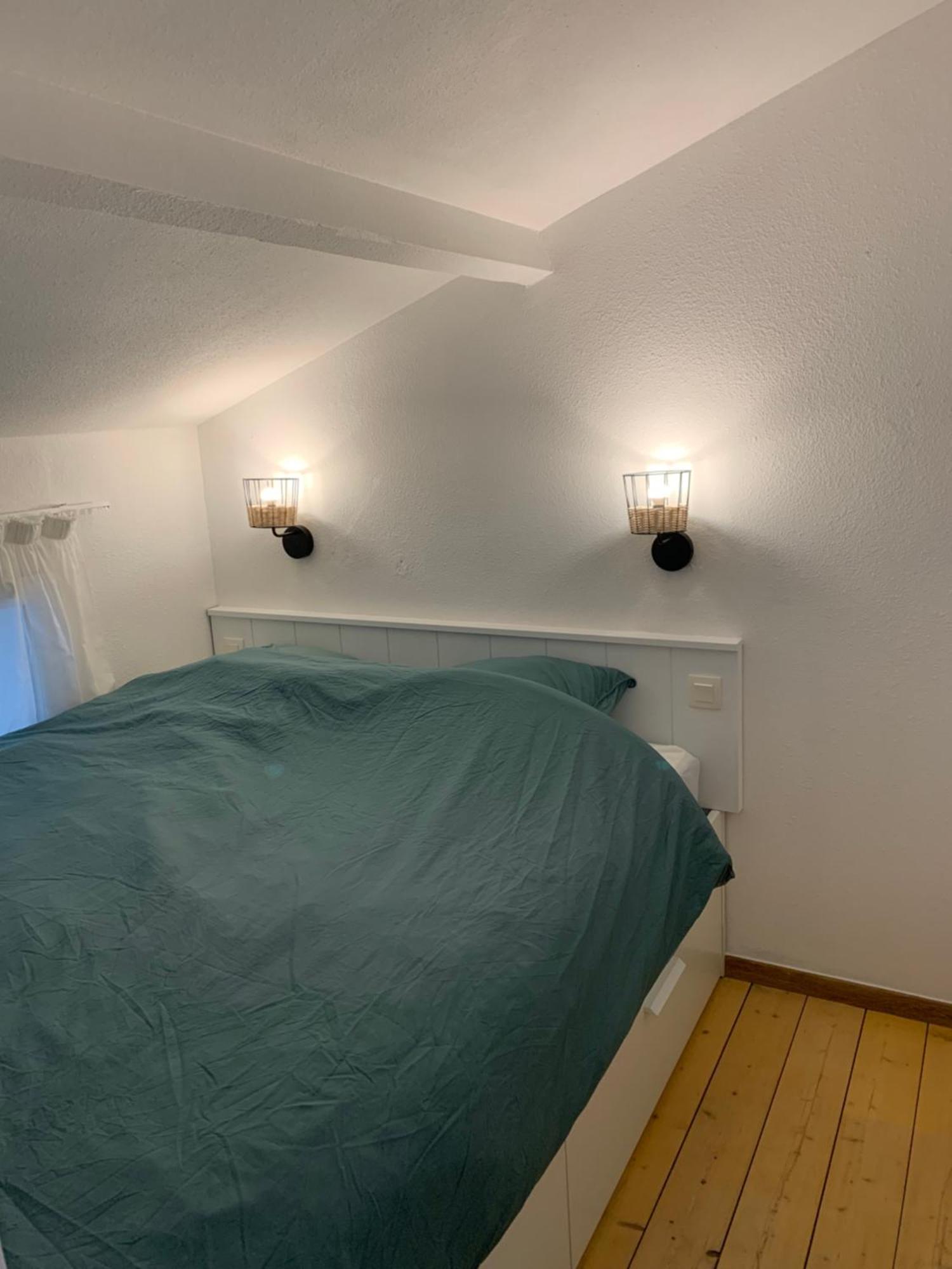 Maisonnette Mimosa H3 Avec Piscine Interieure Chauffee A 400 M De La Et Menage De Fin De Sejour Compris Holiday home *